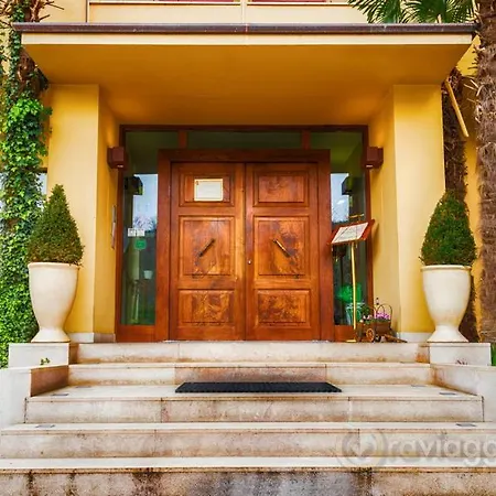 Giardino Otel