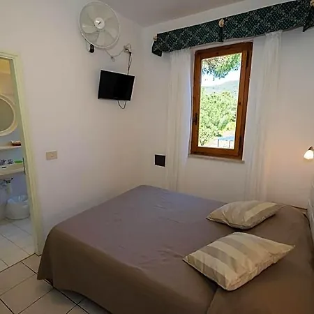Giardino Hotel 3*